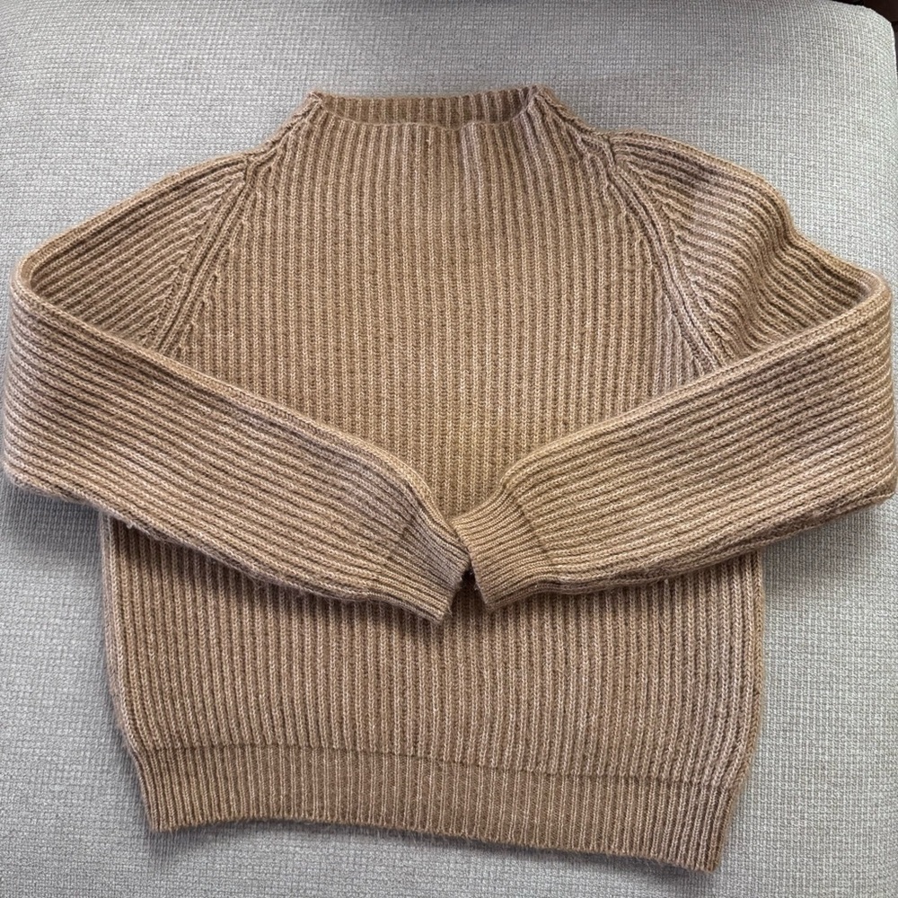 Anine Bing women's Ribbed Crewneck Sweater in Camel small